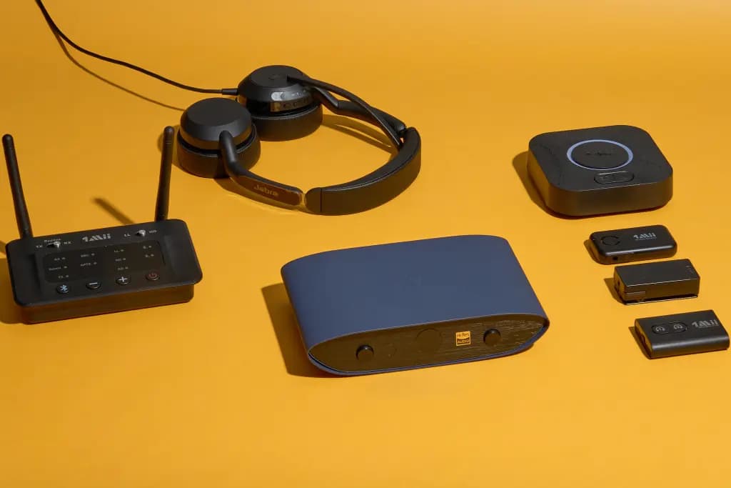 Best AUX Adapters for Modern Smartphones, Cars and Headphones