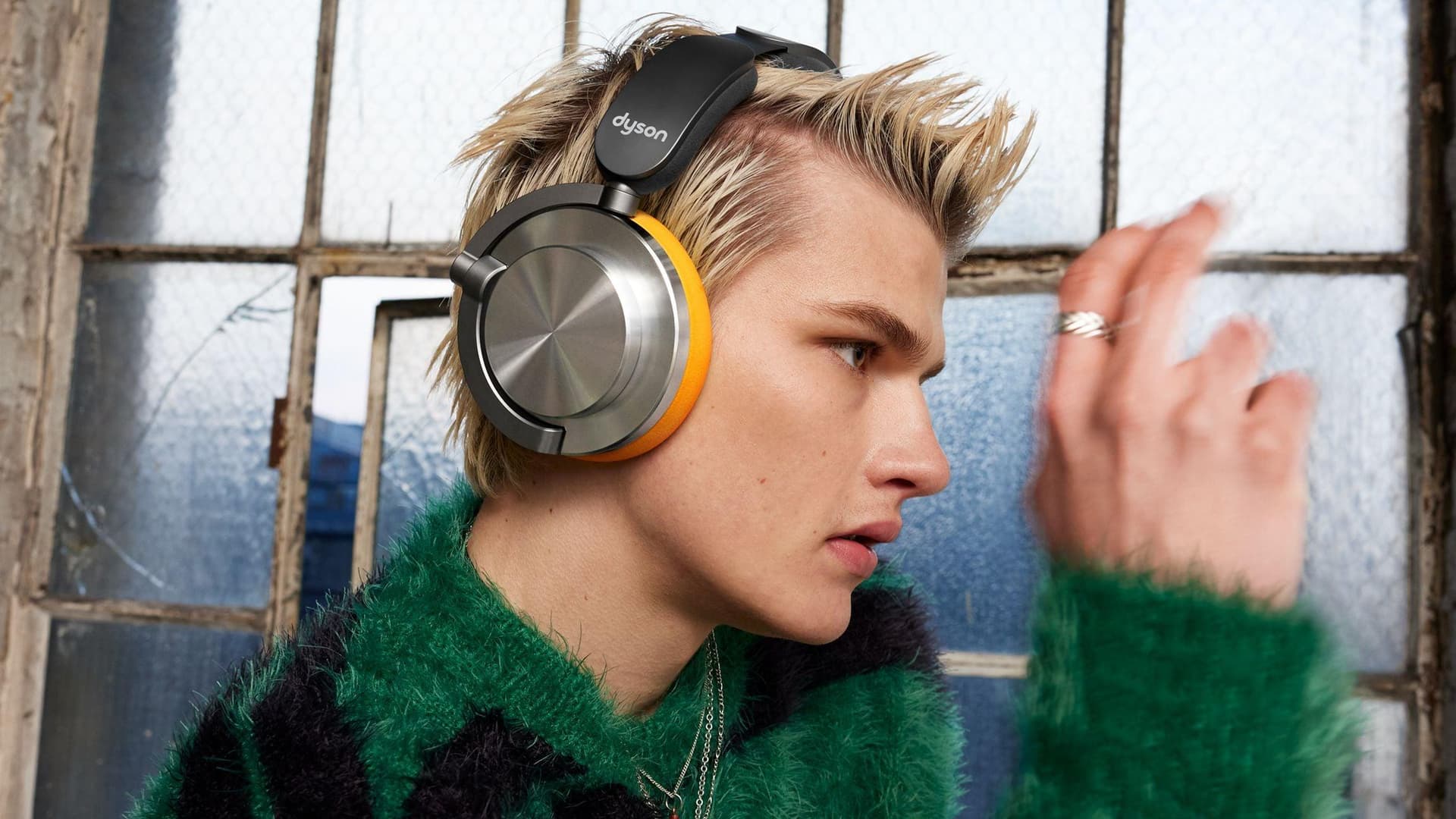 Dyson OnTrac Headphones Guide: Features, Price and Offers