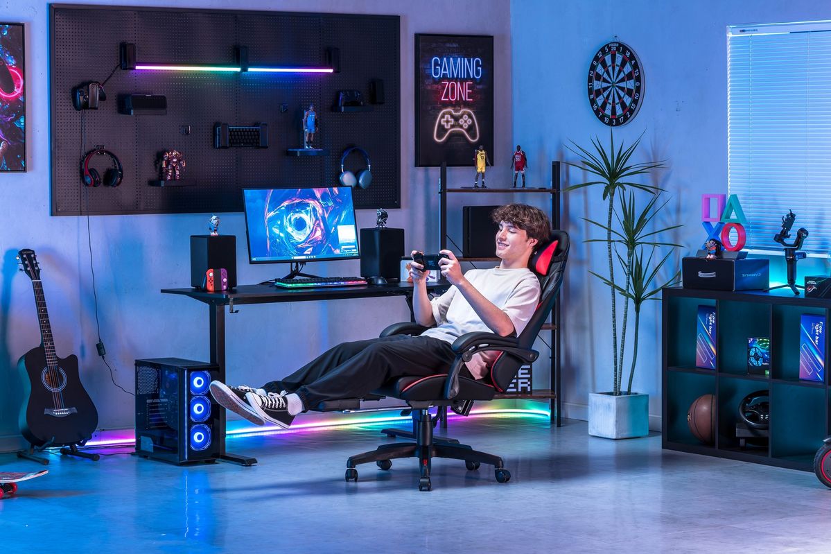 Best Gaming Chairs for Long Hours - Comfort First