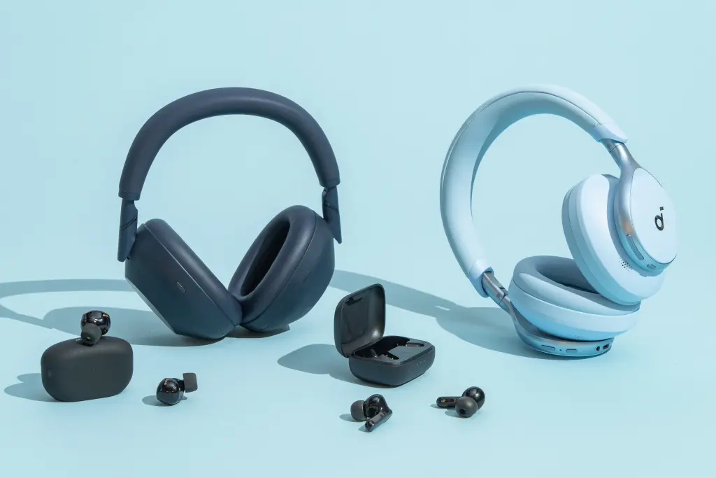 Best Noise-Cancelling Headphones in 2026