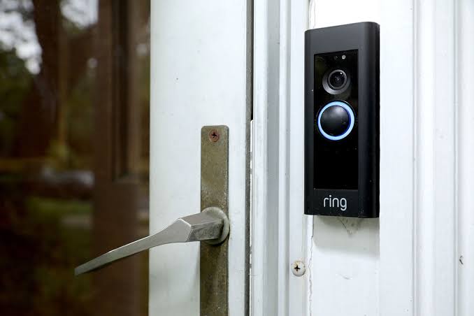 Leroy Merlin Home Security Essentials: Video Doorbells, Cameras and Smart Locks